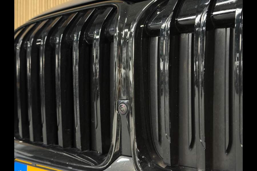 BMW 7 Serie 745e High Executive M-sport Carbon Core PANO|SOFT CLOSE|HUD|H&K|SHADOW|LASER|MASSAGE V&A|STOEL VENTILATIE