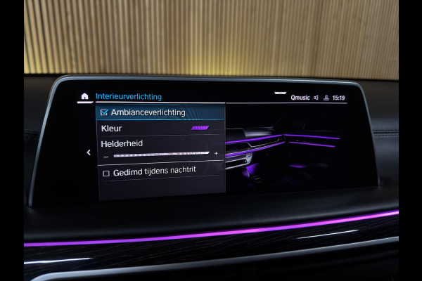 BMW 7 Serie 745e High Executive M-sport Carbon Core PANO|SOFT CLOSE|HUD|H&K|SHADOW|LASER|MASSAGE V&A|STOEL VENTILATIE