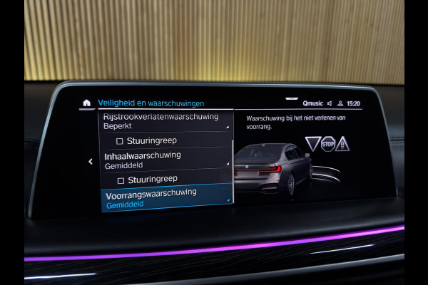 BMW 7 Serie 745e High Executive M-sport Carbon Core PANO|SOFT CLOSE|HUD|H&K|SHADOW|LASER|MASSAGE V&A|STOEL VENTILATIE