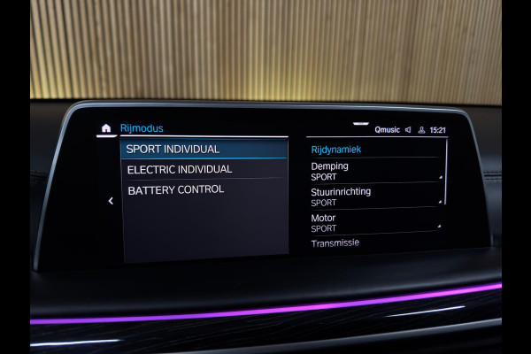 BMW 7 Serie 745e High Executive M-sport Carbon Core PANO|SOFT CLOSE|HUD|H&K|SHADOW|LASER|MASSAGE V&A|STOEL VENTILATIE