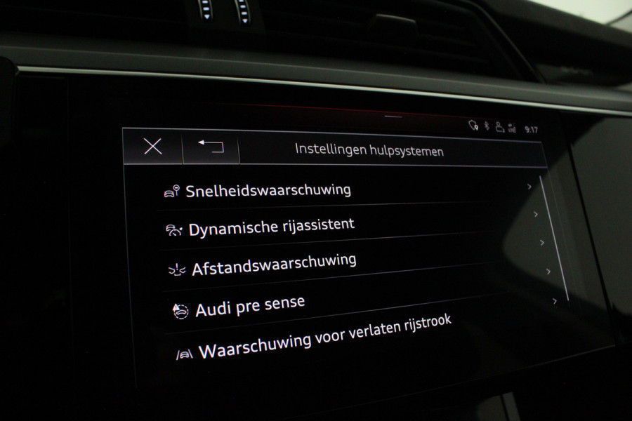Audi e-tron 55 quattro advanced Pro Line Plus 95 kWh Leer/Memory/Trekhaak/Galaxis blauw/Adaptive Cruise Control