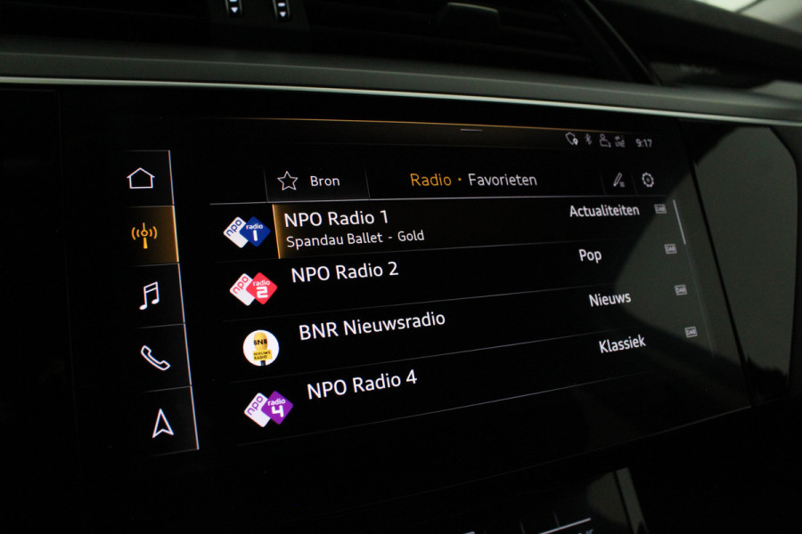 Audi e-tron 55 quattro advanced Pro Line Plus 95 kWh Leer/Memory/Trekhaak/Galaxis blauw/Adaptive Cruise Control