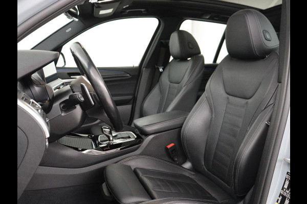 BMW X3 xDrive30e M Sport | Panoramadak | Head-Up | Stoelverwarming | Trekhaak | 360 Camera | Leder | Sportstoelen | Carplay | Sfeerverlichting | Laserlicht | Live Cockpit | Navigatie | PHEV | Plug In