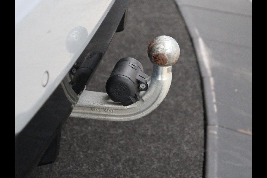 BMW X3 xDrive30e M Sport | Panoramadak | Head-Up | Stoelverwarming | Trekhaak | 360 Camera | Leder | Sportstoelen | Carplay | Sfeerverlichting | Laserlicht | Live Cockpit | Navigatie | PHEV | Plug In