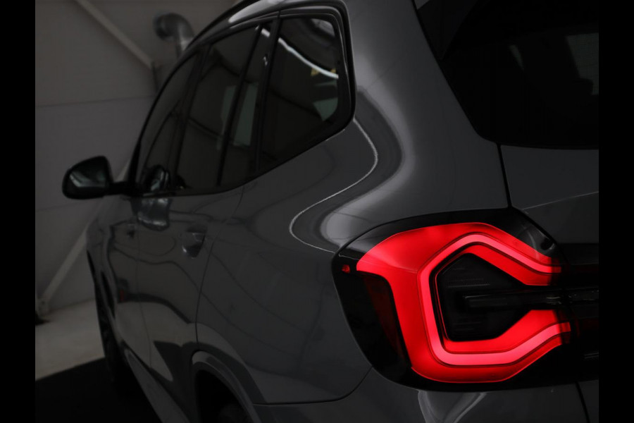 BMW X3 xDrive30e M Sport | Panoramadak | Head-Up | Stoelverwarming | Trekhaak | 360 Camera | Leder | Sportstoelen | Carplay | Sfeerverlichting | Laserlicht | Live Cockpit | Navigatie | PHEV | Plug In