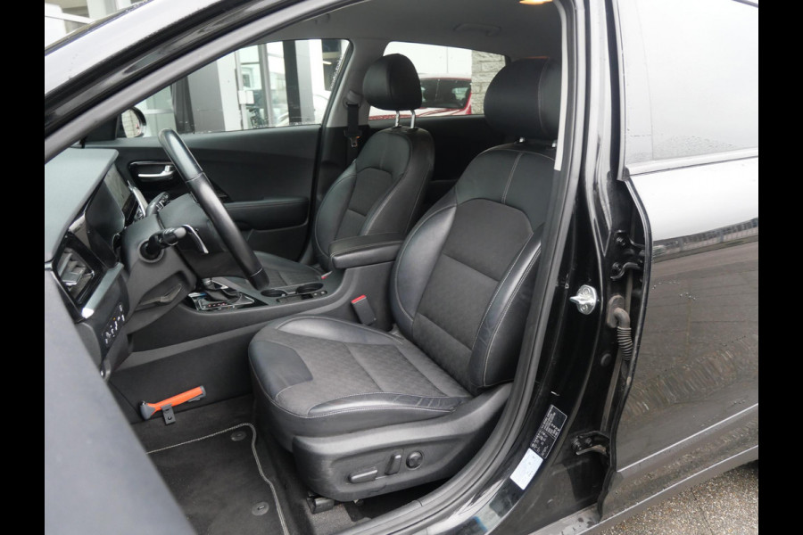 Kia Niro 1.6 GDi Hybrid Style Edition | Trekhaak | 18" LM | Electrische Stoel | JBL |