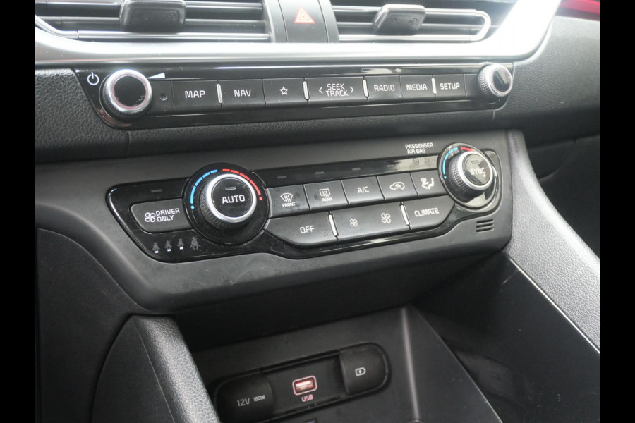 Kia Niro 1.6 GDi Hybrid Style Edition | Trekhaak | 18" LM | Electrische Stoel | JBL |