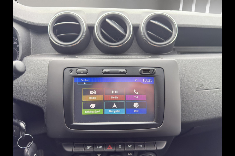 Dacia Duster 1.6 SCe Prestige | 360 Camera | Airco (automatisch) | Navigatie | 17"| Parksensors V+A |