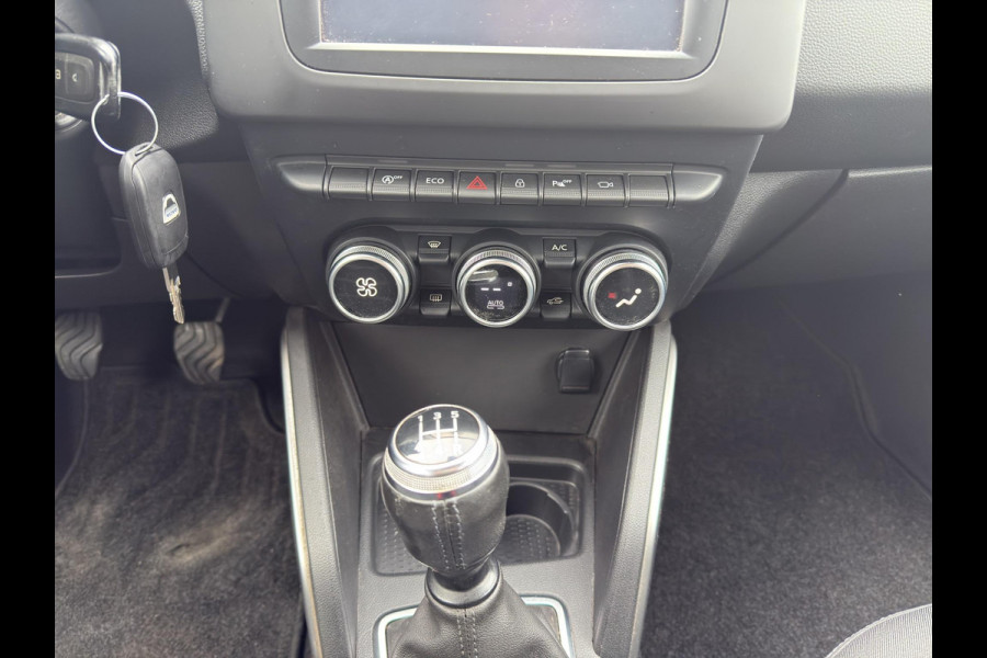 Dacia Duster 1.6 SCe Prestige | 360 Camera | Airco (automatisch) | Navigatie | 17"| Parksensors V+A |