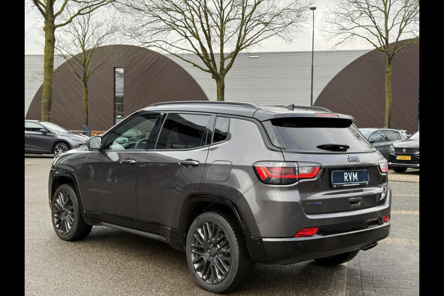Jeep Compass 1.3T 4 x e 240 | 80th Anniversary PHEV 4WD| STOEL + STUURVERWARMING| ADAPTIVE CRUISE CONTROL| ACHTERUITRIJCAMERA| ELEKTRISCHE STOELEN| KEYLESS| 19 INCH! |SUPER COMPLEET UITGEVOERD! |