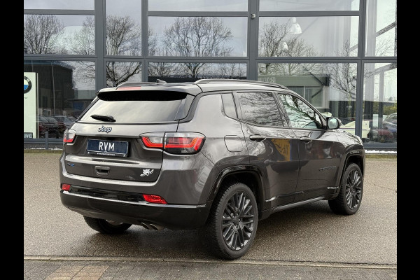 Jeep Compass 1.3T 4 x e 240 | 80th Anniversary PHEV 4WD| STOEL + STUURVERWARMING| ADAPTIVE CRUISE CONTROL| ACHTERUITRIJCAMERA| ELEKTRISCHE STOELEN| KEYLESS| 19 INCH! |SUPER COMPLEET UITGEVOERD! |