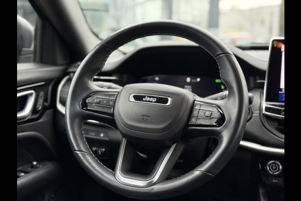 Jeep Compass 1.3T 4 x e 240 | 80th Anniversary PHEV 4WD| STOEL + STUURVERWARMING| ADAPTIVE CRUISE CONTROL| ACHTERUITRIJCAMERA| ELEKTRISCHE STOELEN| KEYLESS| 19 INCH! |SUPER COMPLEET UITGEVOERD! |