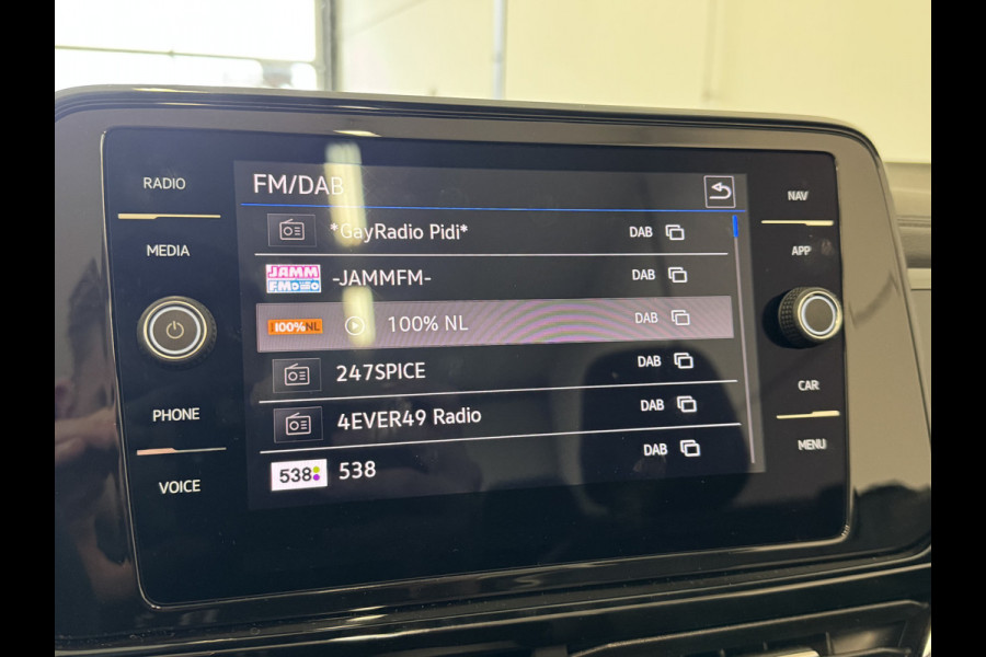 Volkswagen T-Roc Cabrio 1.5 TSI 150PK R-LINE SPORT LEDER/NAVI/CAMERA