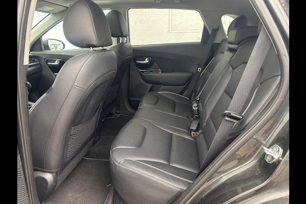 Kia e-Niro ExecutiveLine 64 kWh NL-AUTO | LEDER | PANODAK | 3 FASE