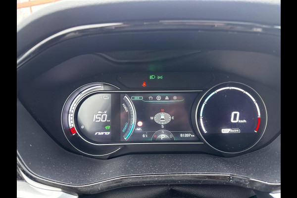 Kia e-Niro ExecutiveLine 64 kWh NL-AUTO | LEDER | PANODAK | 3 FASE