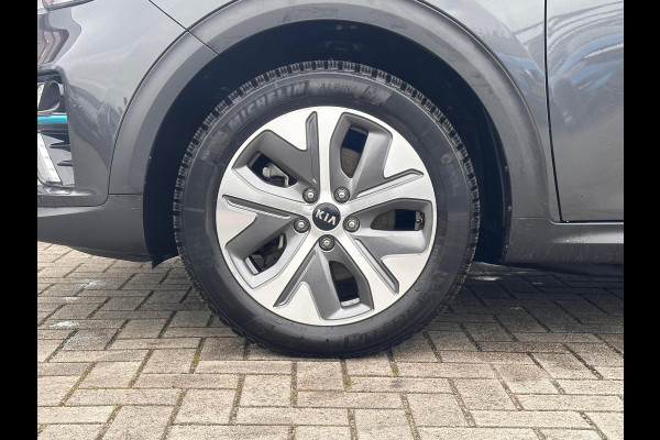Kia e-Niro ExecutiveLine 64 kWh NL-AUTO | LEDER | PANODAK | 3 FASE
