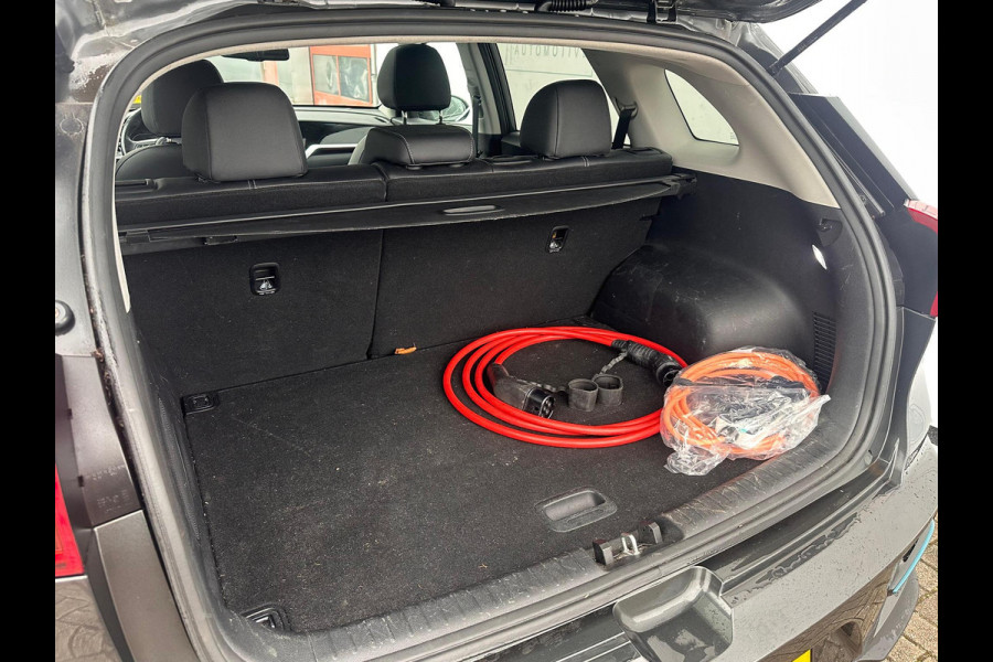 Kia e-Niro ExecutiveLine 64 kWh NL-AUTO | LEDER | PANODAK | 3 FASE