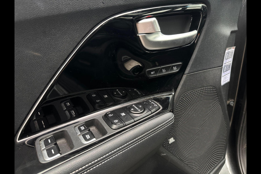 Kia e-Niro ExecutiveLine 64 kWh NL-AUTO | LEDER | PANODAK | 3 FASE