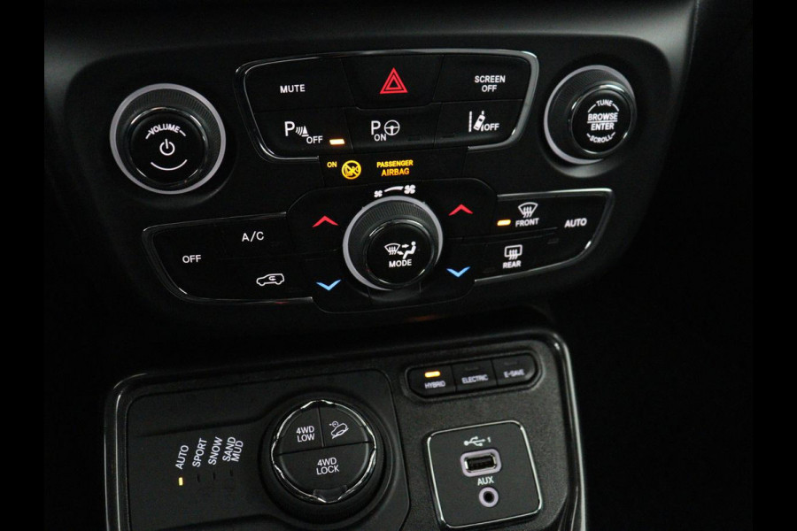Jeep Compass 4xe 240 Plug-in Hybrid Electric S | Leder | Stoel & stuurverwarming | Alpine Sound | Camera | Bi-Xenon | Memory | Keyless | Carplay | Navigatie | PHEV