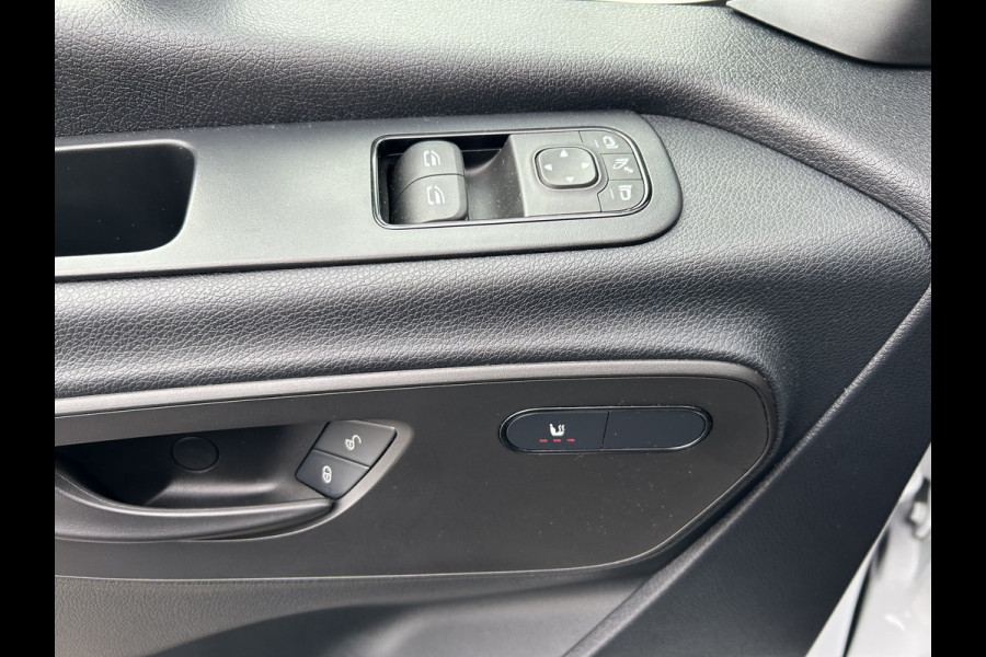 Mercedes-Benz Sprinter 317 CDI L2 H2 Automaat / 360 Camera / MBUX / Navigatie / Cruise control / Airco / 270 Graden achterdeuren