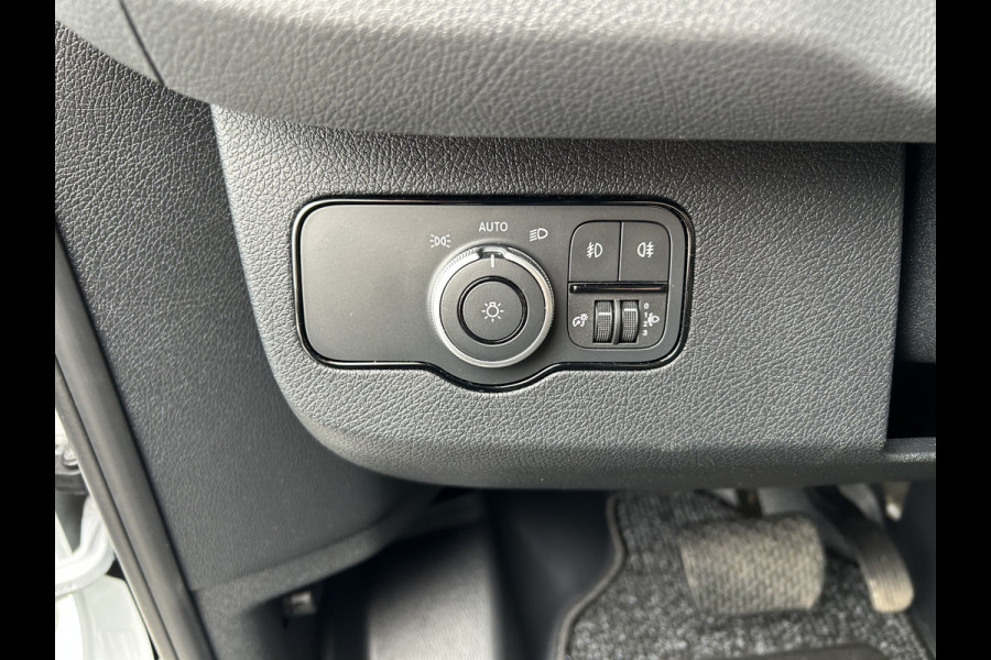 Mercedes-Benz Sprinter 317 CDI L2 H2 Automaat / 360 Camera / MBUX / Navigatie / Cruise control / Airco / 270 Graden achterdeuren