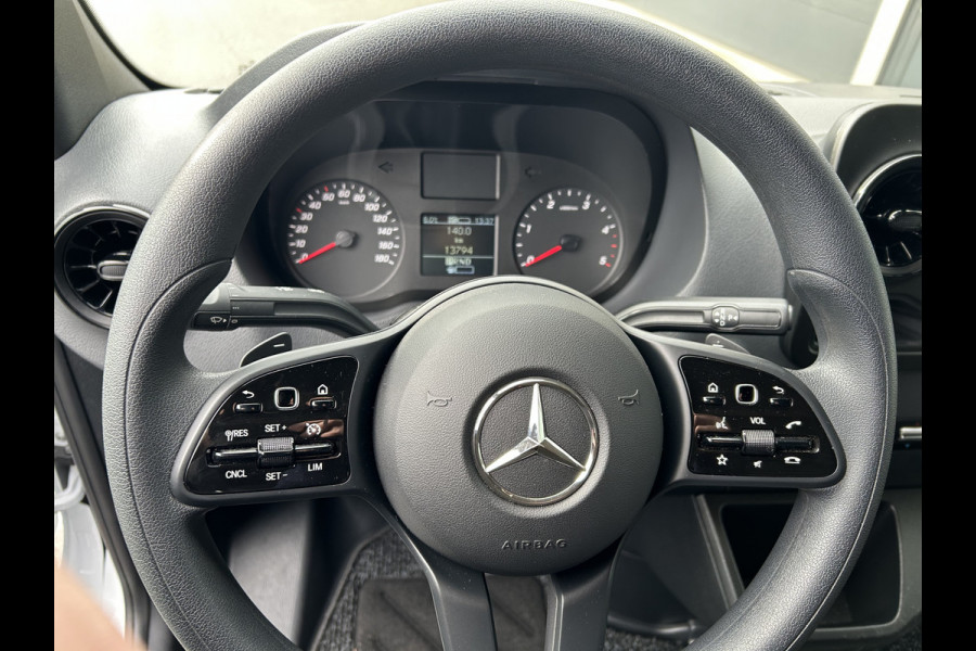 Mercedes-Benz Sprinter 317 CDI L2 H2 Automaat / 360 Camera / MBUX / Navigatie / Cruise control / Airco / 270 Graden achterdeuren