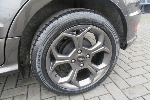 Ford EcoSport 1.0 EcoBoost ST-Line Black, Navigatie, Cruise Control