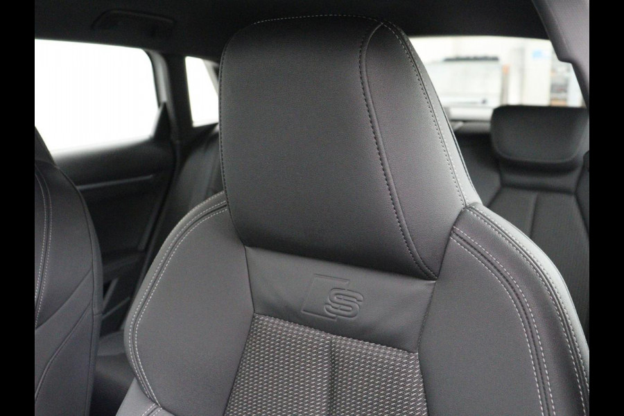 Audi A3 30 TFSI S edition | Stoelverwarming | Park Assist | Sportstoelen | Carplay | Half leder | Virtual Cockpit | Full LED | Navigatie | Climate control | Cruise control