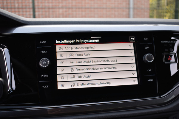 Volkswagen Polo GTI 2.0 TSI 210PK DSG GTI-SPORT IQ-LIGHT/PDC/CARPLAY FABRIEKS GARANTIE