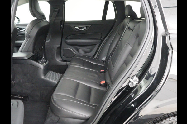 Volvo V60 2.0 T8 Plug-in AWD Ultimate Bright | Panoramadak | Trekhaak | Leder | Stoelventilatie | 360 Camera | Harman/Kardon | Head-Up | Keyless | Carplay | Achterbankverwarming | Adaptive cruise | PHEV