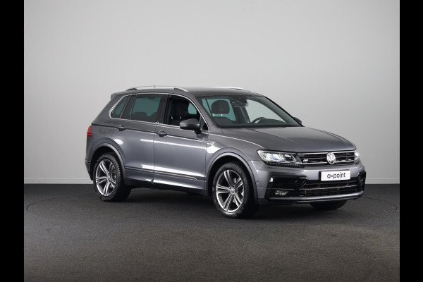Volkswagen Tiguan 1.4 TSI 4Motion Comfortline Business 150 pk Automaat (DSG) | Navigatie | Trekhaak (wegklapbaar) | Parkeersensoren (Park assist) | Achteruitrijcamera | LED koplampen | Keyless |