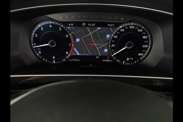 Volkswagen Tiguan 1.4 TSI 4Motion Comfortline Business 150 pk Automaat (DSG) | Navigatie | Trekhaak (wegklapbaar) | Parkeersensoren (Park assist) | Achteruitrijcamera | LED koplampen | Keyless |