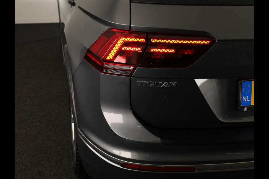 Volkswagen Tiguan 1.4 TSI 4Motion Comfortline Business 150 pk Automaat (DSG) | Navigatie | Trekhaak (wegklapbaar) | Parkeersensoren (Park assist) | Achteruitrijcamera | LED koplampen | Keyless |