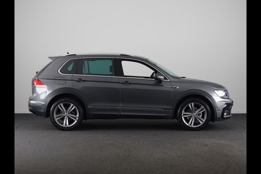 Volkswagen Tiguan 1.4 TSI 4Motion Comfortline Business 150 pk Automaat (DSG) | Navigatie | Trekhaak (wegklapbaar) | Parkeersensoren (Park assist) | Achteruitrijcamera | LED koplampen | Keyless |