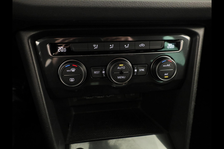 Volkswagen Tiguan 1.4 TSI 4Motion Comfortline Business 150 pk Automaat (DSG) | Navigatie | Trekhaak (wegklapbaar) | Parkeersensoren (Park assist) | Achteruitrijcamera | LED koplampen | Keyless |