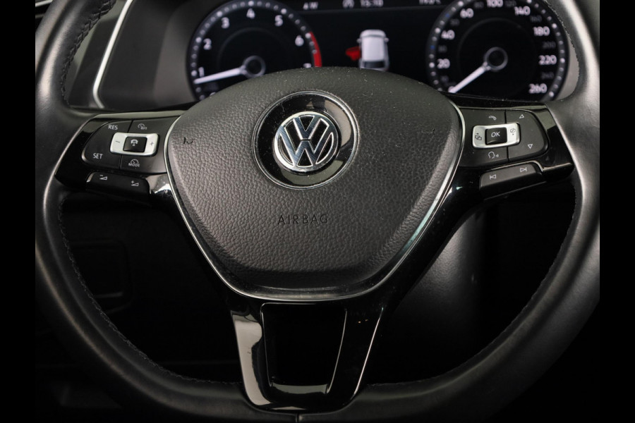 Volkswagen Tiguan 1.4 TSI 4Motion Comfortline Business 150 pk Automaat (DSG) | Navigatie | Trekhaak (wegklapbaar) | Parkeersensoren (Park assist) | Achteruitrijcamera | LED koplampen | Keyless |