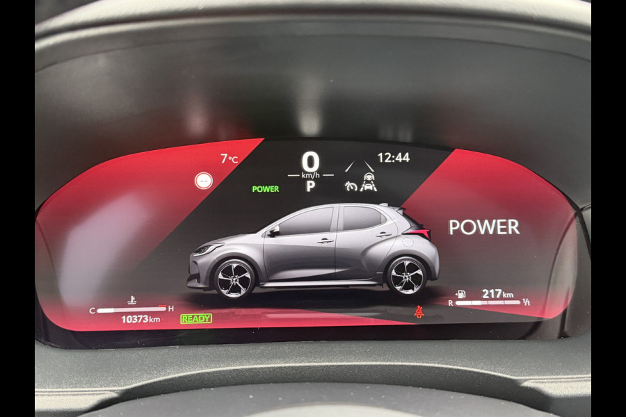 Toyota Yaris 1.5 Hybrid Executive / Bi tone | Pano dak | Emotional Red | PDC V+A | BSM | Rijklaar!!