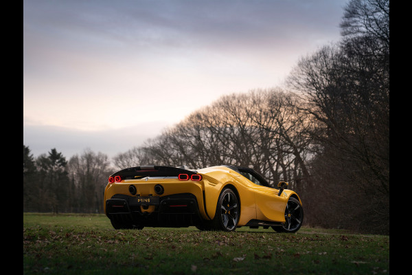 Ferrari SF90 Spider 4.0 V8 Assetto Fiorano | Giallo Triplo Strato | full carbon | JBL | etc