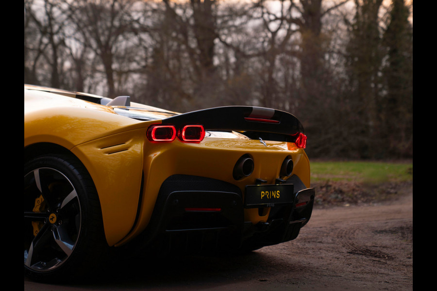 Ferrari SF90 Spider 4.0 V8 Assetto Fiorano | Giallo Triplo Strato | full carbon | JBL | etc