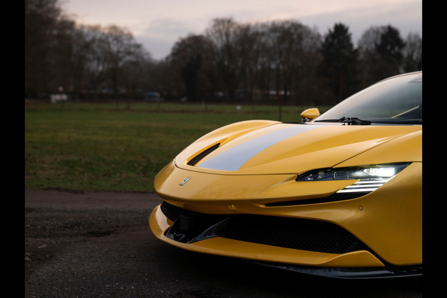 Ferrari SF90 Spider 4.0 V8 Assetto Fiorano | Giallo Triplo Strato | full carbon | JBL | etc