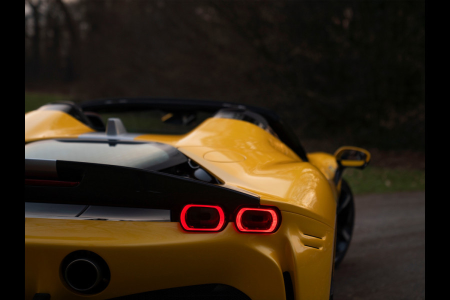 Ferrari SF90 Spider 4.0 V8 Assetto Fiorano | Giallo Triplo Strato | full carbon | JBL | etc