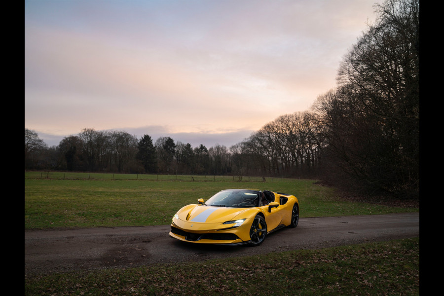 Ferrari SF90 Spider 4.0 V8 Assetto Fiorano | Giallo Triplo Strato | full carbon | JBL | etc