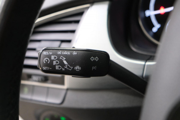 Škoda Fabia Combi 1.0 TSI Ambition - N.A.P. Airco, Cruise, Navi, PDC, Carplay.