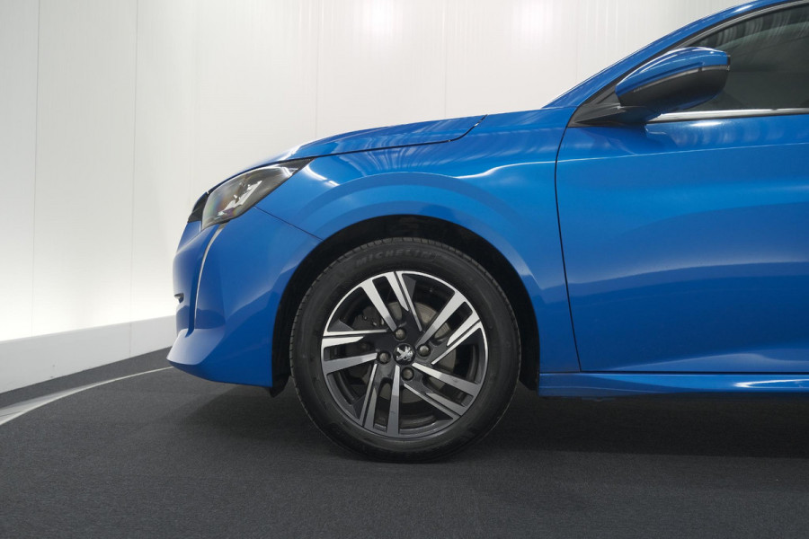 Peugeot 208 PureTech 100 EAT8 Allure Pack | Camera | Leer-Pakket | Stoelverwarming | Apple Carplay