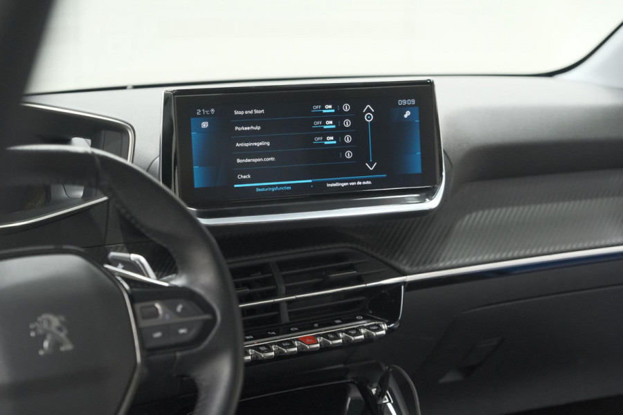 Peugeot 208 PureTech 100 EAT8 Allure Pack | Camera | Leer-Pakket | Stoelverwarming | Apple Carplay