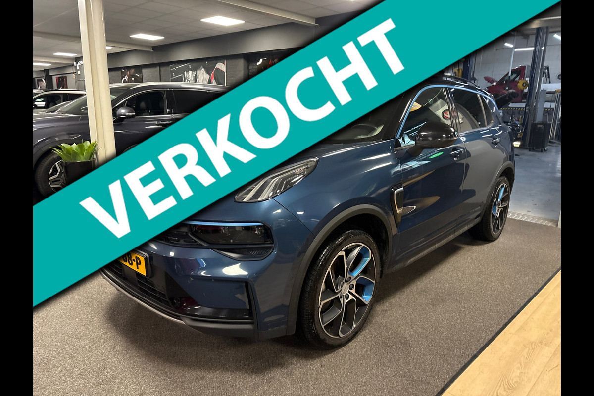 Lynk & Co 01 1.5 | Pano / Infinity- audio / memory / navi / camera / elec klep / panoramadak