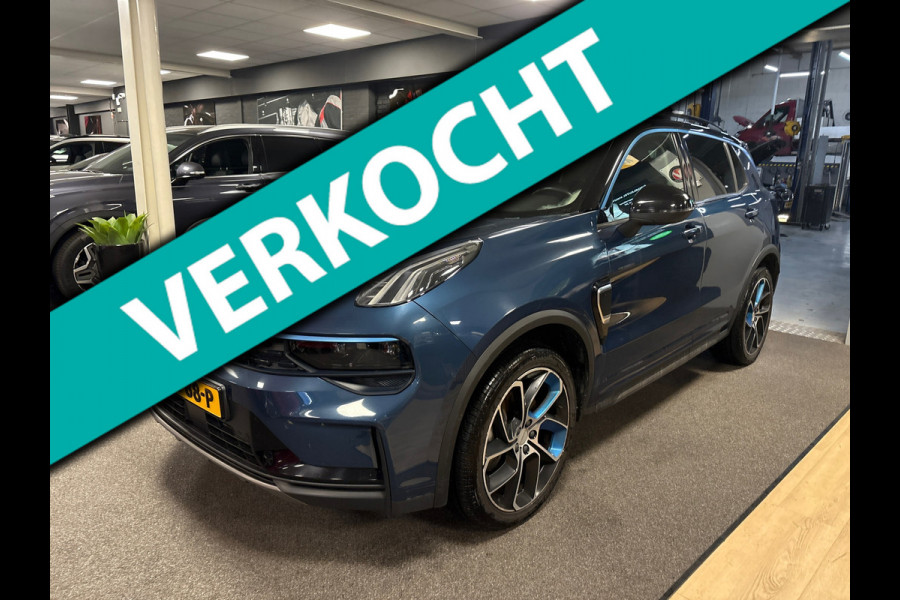 Lynk & Co 01 1.5 | Pano / Infinity- audio / memory / navi / camera / elec klep / panoramadak