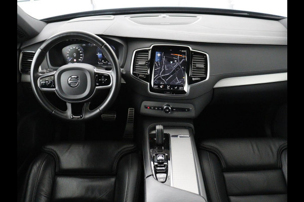 Volvo XC90 2.0 T8 AWD R-Design | Panoramadak | Stoelventilatie | Head-Up | Massage | 360 Camera | Leder | Adaptive cruise | Carplay | Harman/Kardon | Achterbankverwarming | Navigatie | PHEV | Plug In