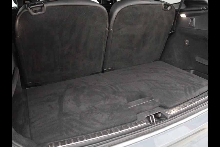 Volvo XC90 2.0 T8 AWD R-Design | Panoramadak | Stoelventilatie | Head-Up | Massage | 360 Camera | Leder | Adaptive cruise | Carplay | Harman/Kardon | Achterbankverwarming | Navigatie | PHEV | Plug In