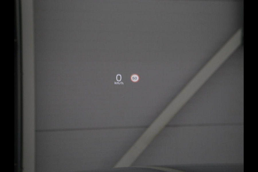 Volvo XC90 2.0 T8 AWD R-Design | Panoramadak | Stoelventilatie | Head-Up | Massage | 360 Camera | Leder | Adaptive cruise | Carplay | Harman/Kardon | Achterbankverwarming | Navigatie | PHEV | Plug In